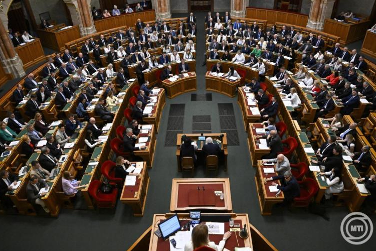 OGY - Benyújtotta a kormány az európai uniós források hazahozatalához szükséges törvényjavaslatot