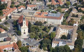 Folytatódik a hárommilliárd forintos infrastruktúra-fejlesztés Szekszárdon
