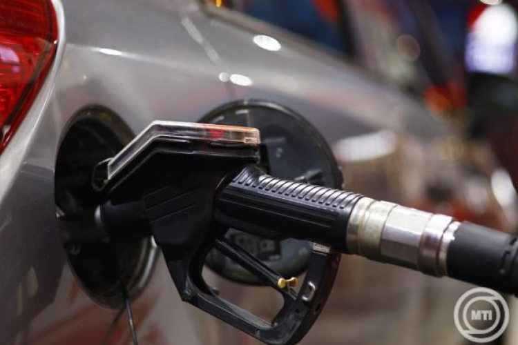 Szlovénia vasárnaptól korlátozza a tankolható üzemanyag mennyiségét